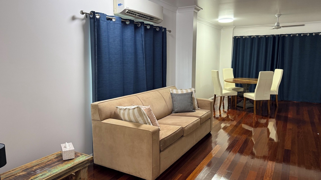 Photo of Livingroom in Westcourt