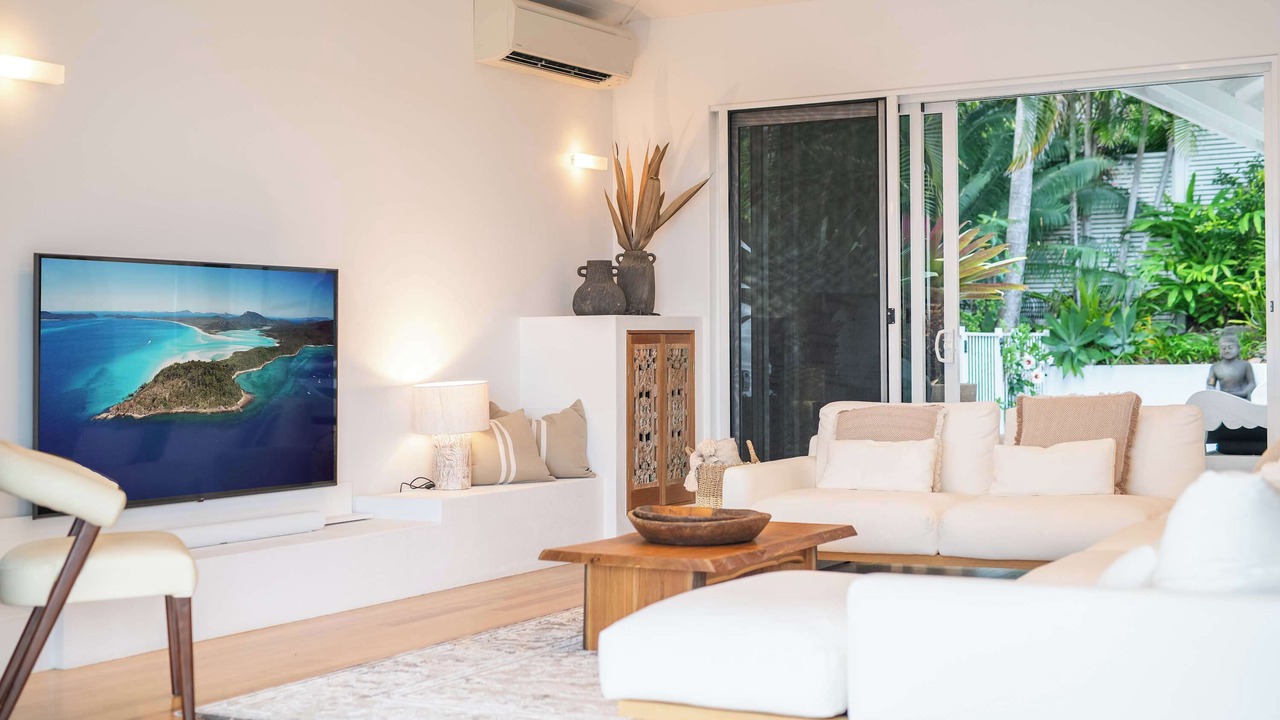 Photo of Livingroom in Shute Harbour