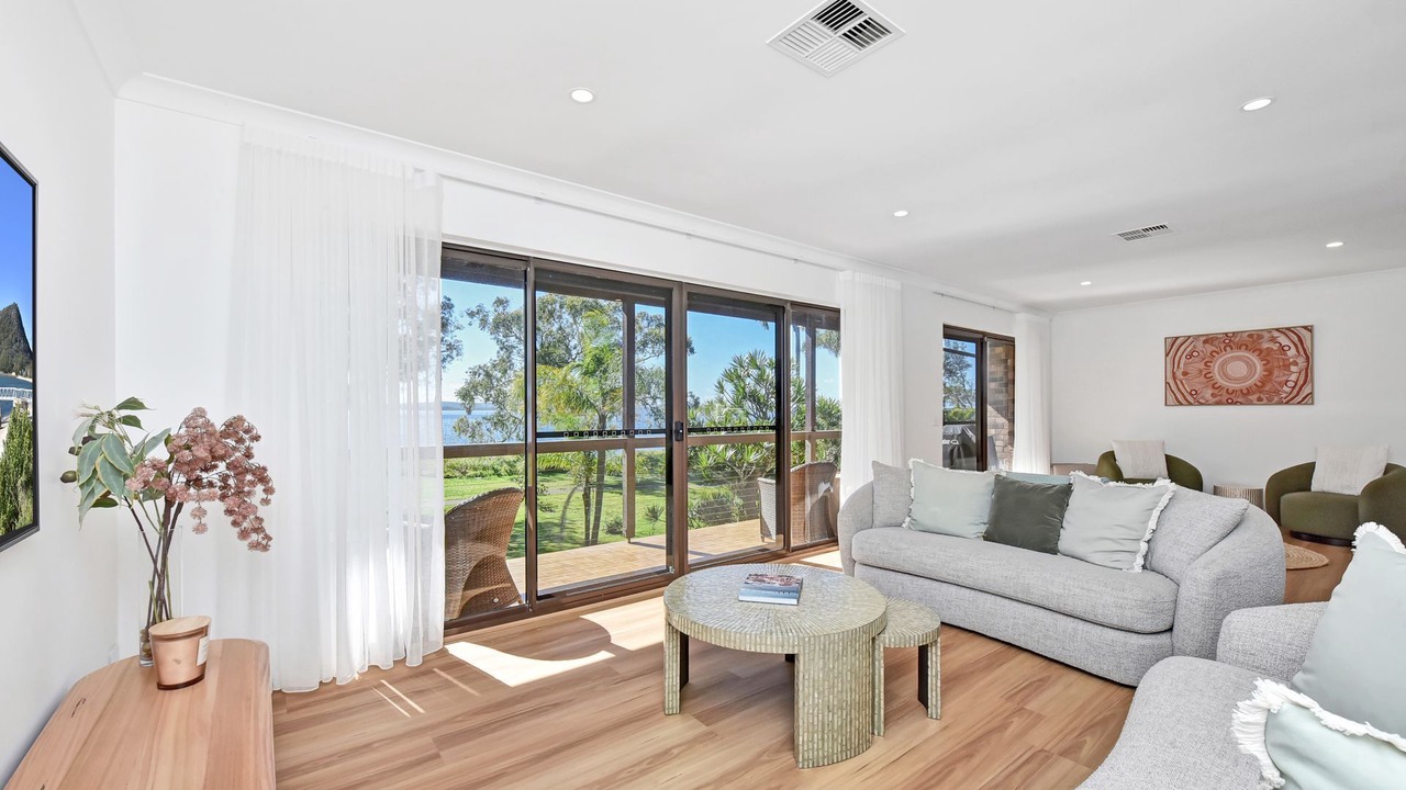 Photo of Livingroom in Corlette