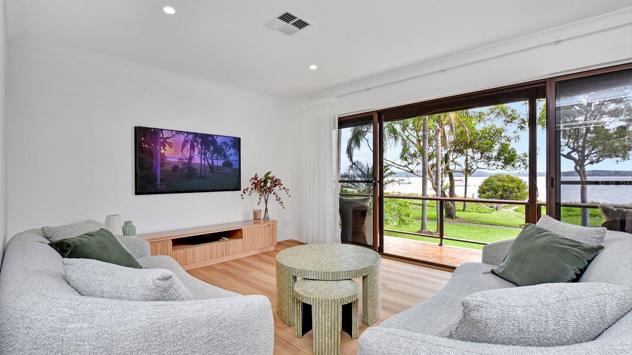 Photo of Livingroom in Corlette