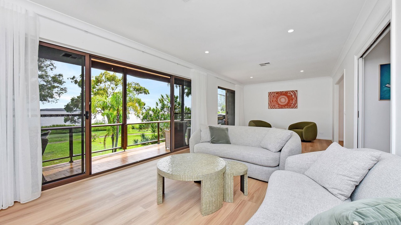 Photo of Livingroom in Corlette