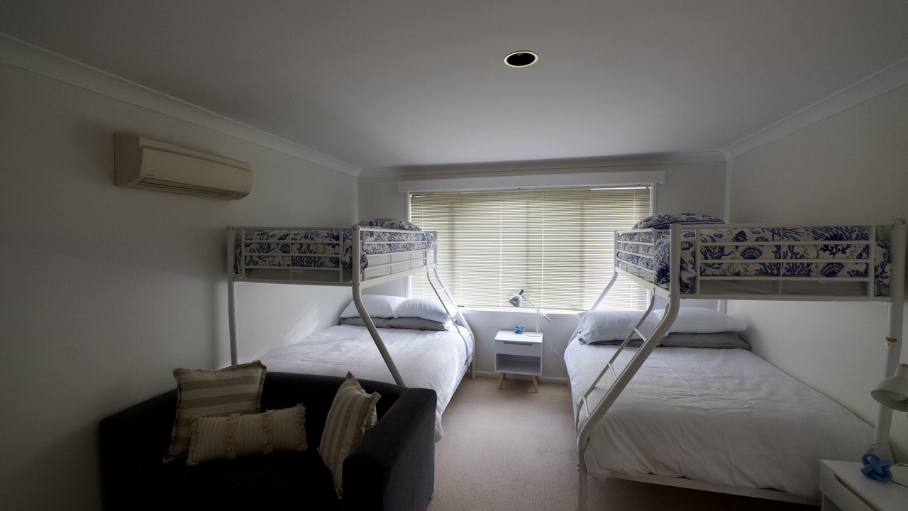 Photo of Bedroom in Batehaven