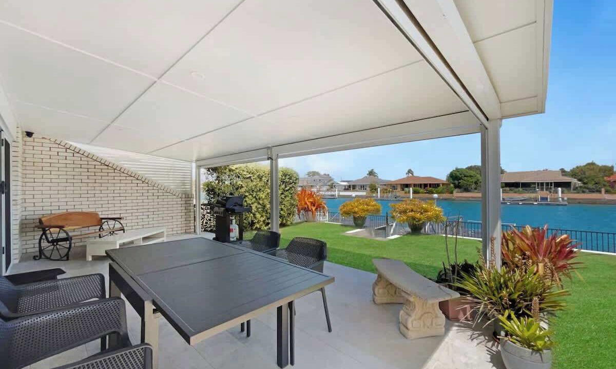 Photo of Others in Banksia Beach