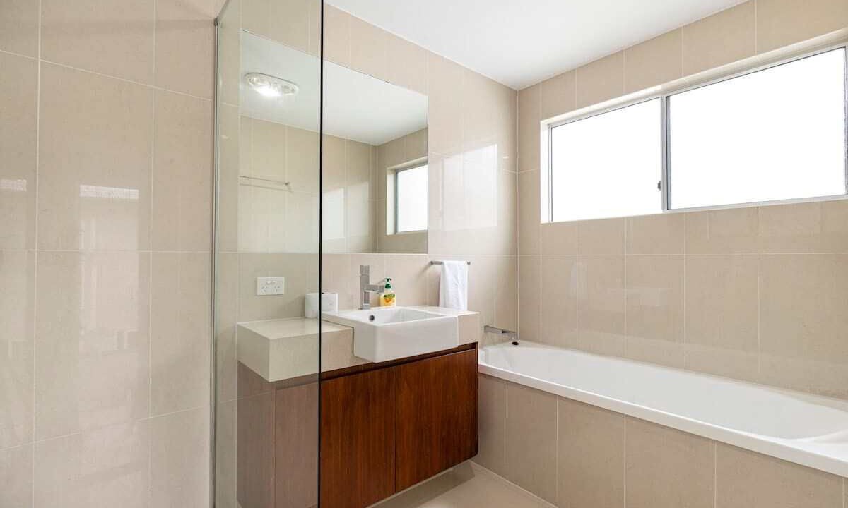 Photo of Bathroom in Twin Waters