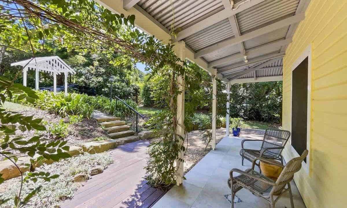 Photo of Patio Balcony in Balmoral Ridge