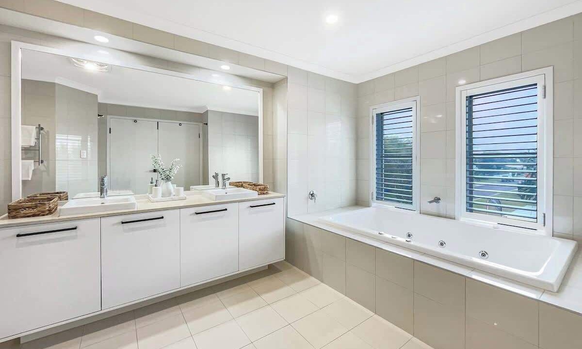 Photo of Bathroom in Buddina