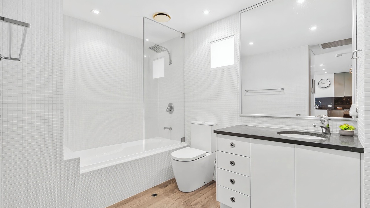 Photo of Bathroom in Sunrise Beach