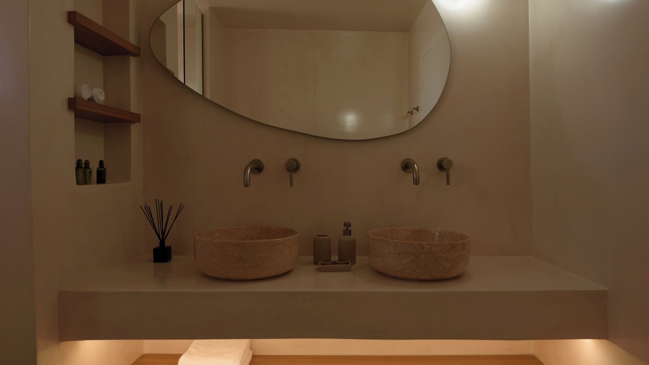 Photo of Bathroom in Fira
