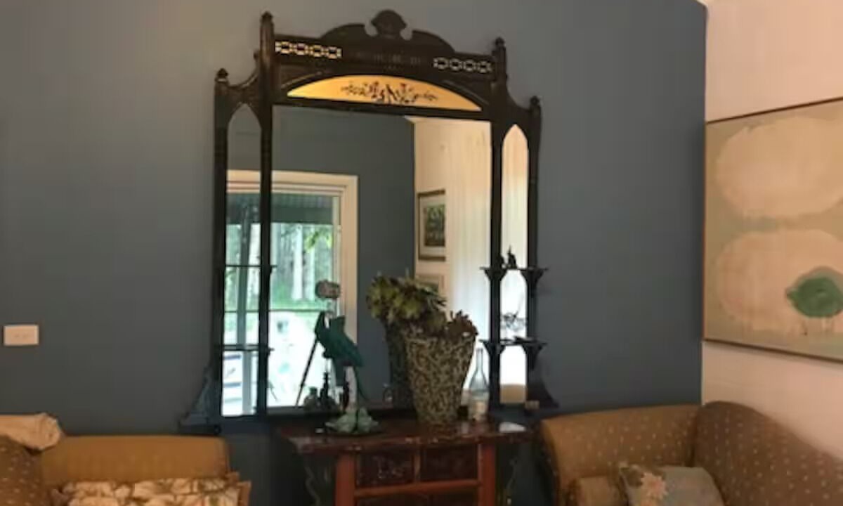 Photo of Livingroom in Mystery Bay