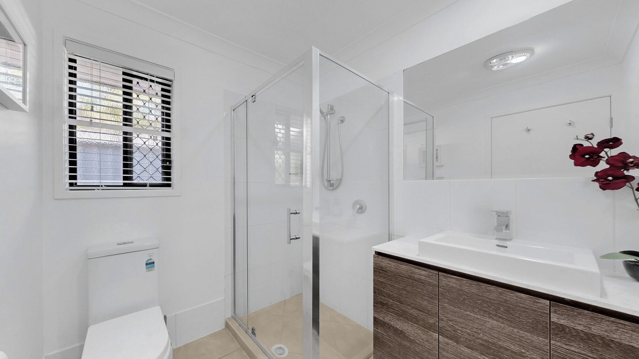 Photo of Bathroom in Pacific Pines