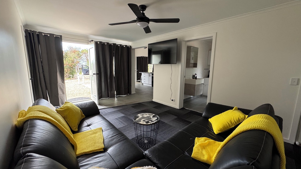 Photo of Livingroom in Coronet Bay