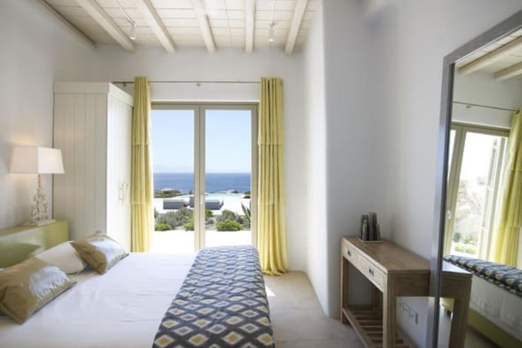 Photo of Bedroom in Platis Gialos