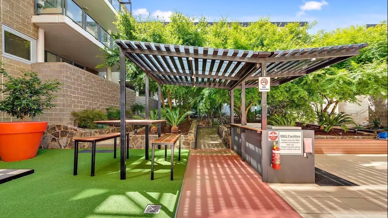 Photo of Outdoor in City West