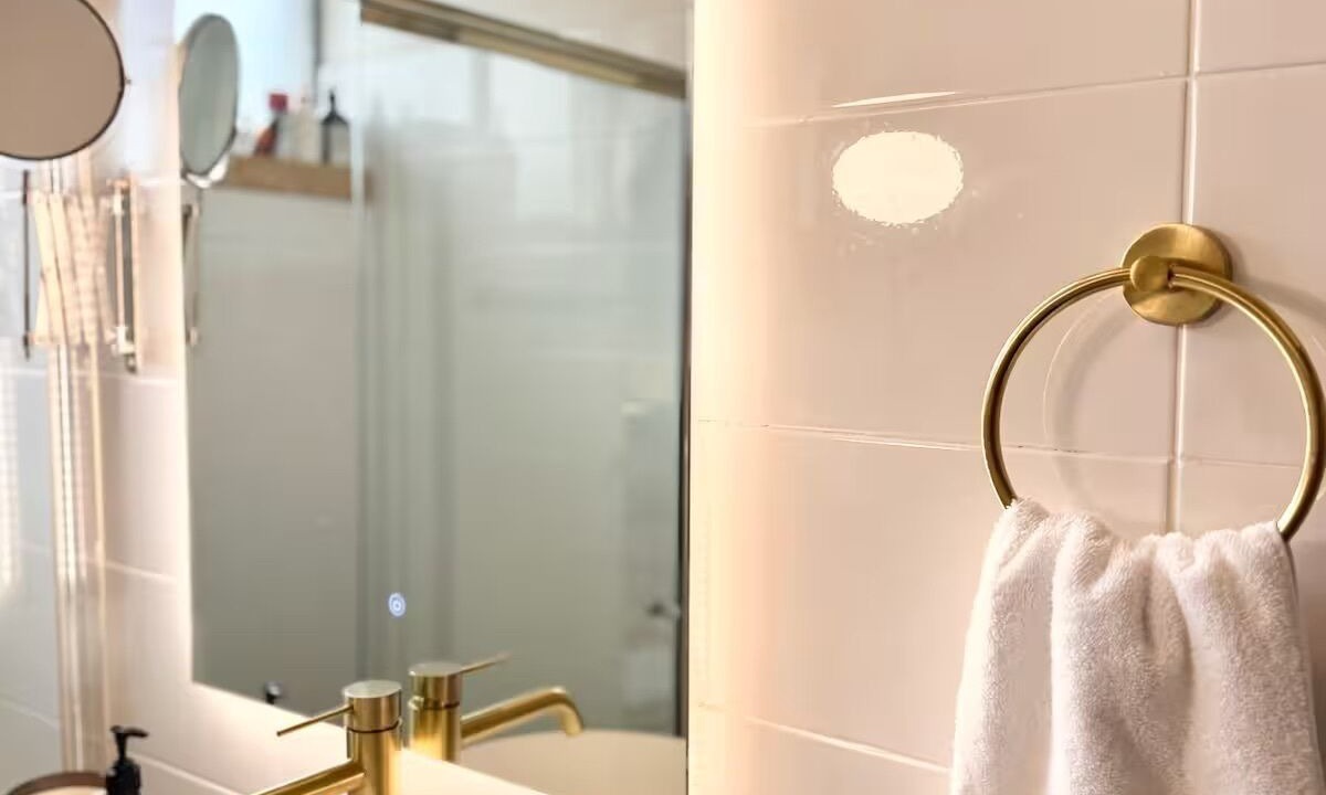 Photo of Bathroom in Petersham North