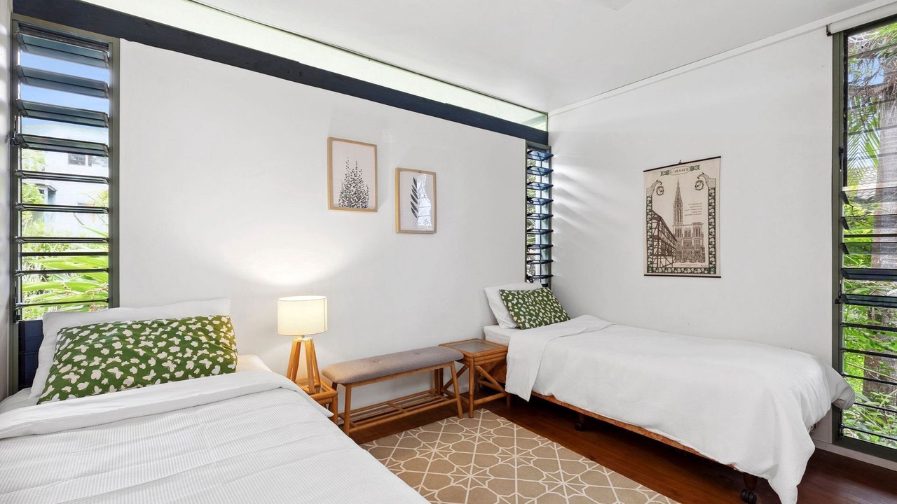 Photo of Bedroom in Valla Beach