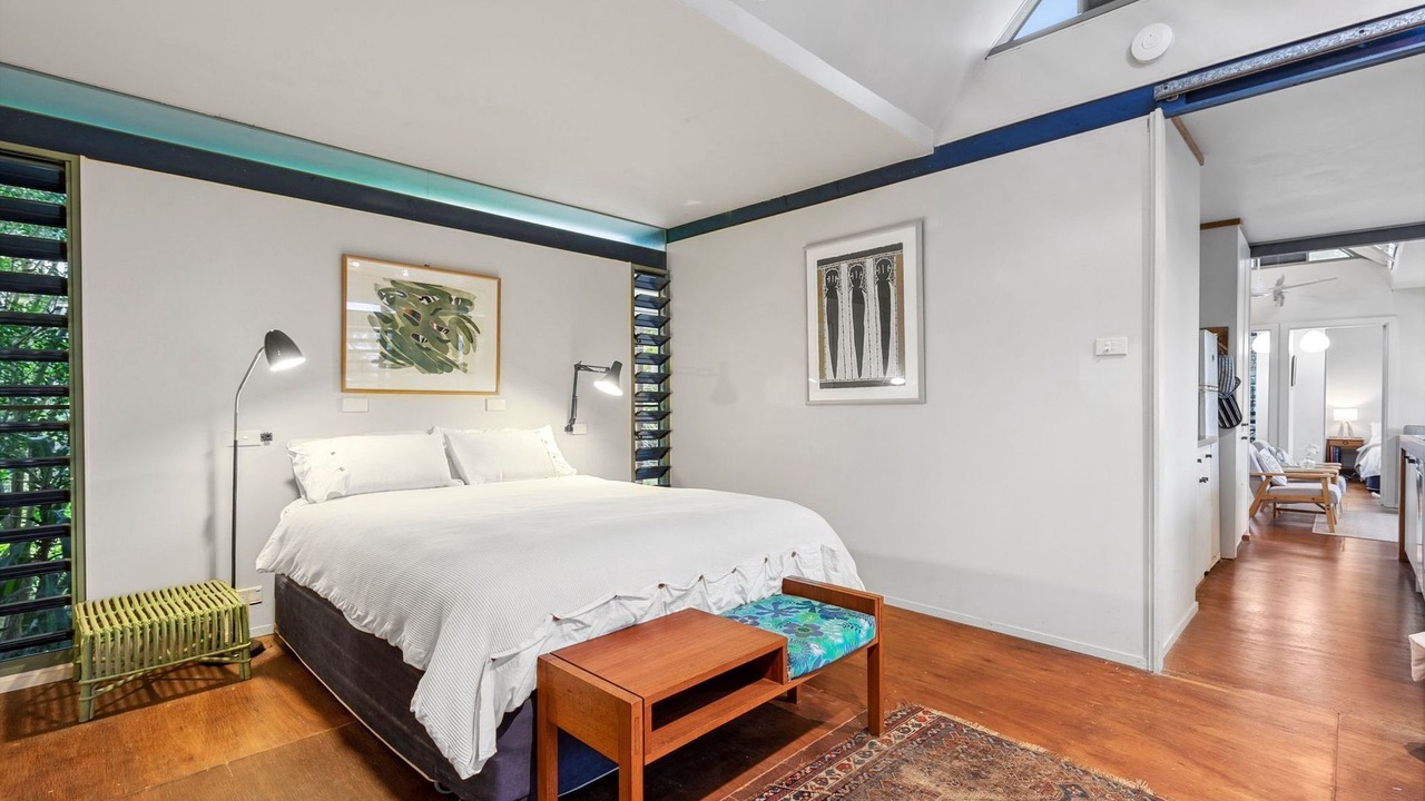 Photo of Bedroom in Valla Beach