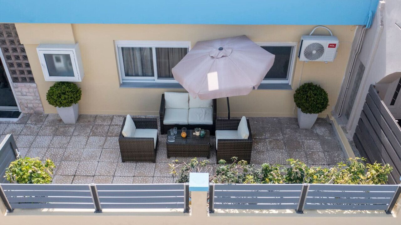 Photo of Patio Balcony in Lambi
