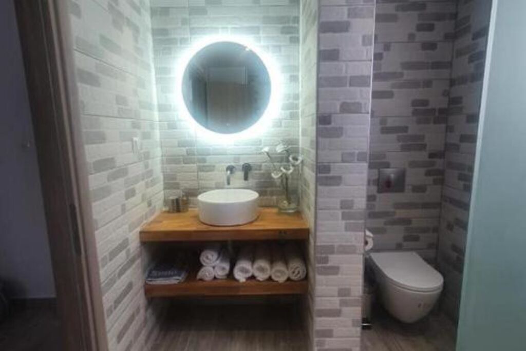 Photo of Bathroom in Gennadi