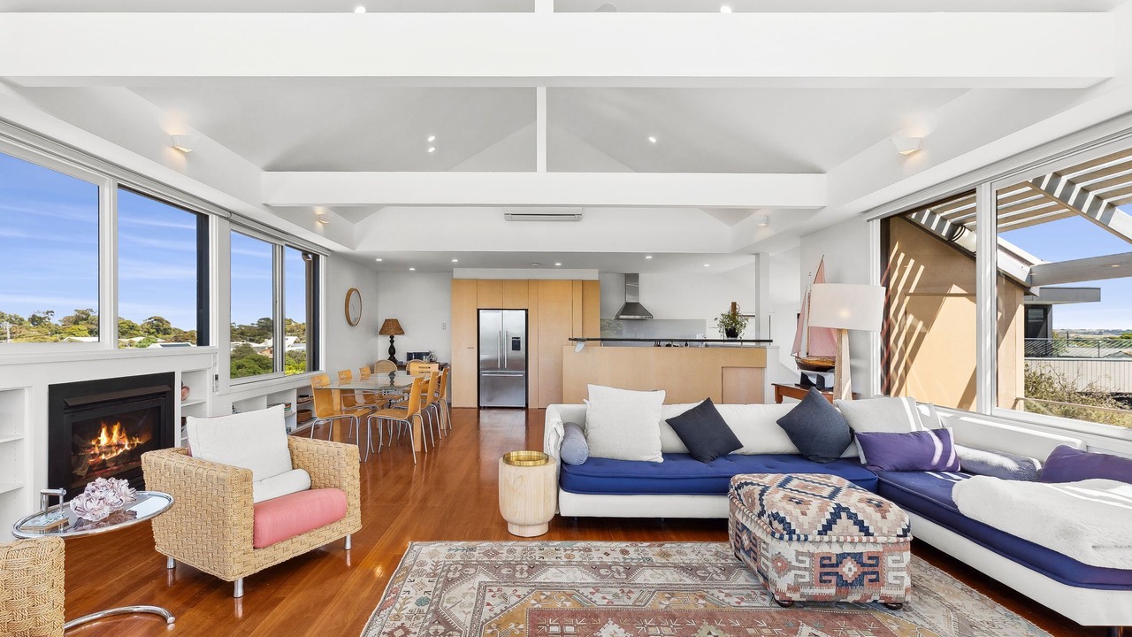 Photo of Livingroom in Point Lonsdale