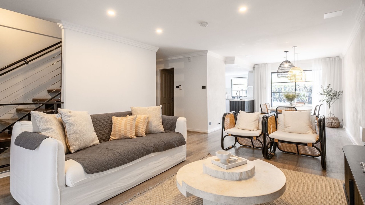 Photo of Livingroom in Alexandria
