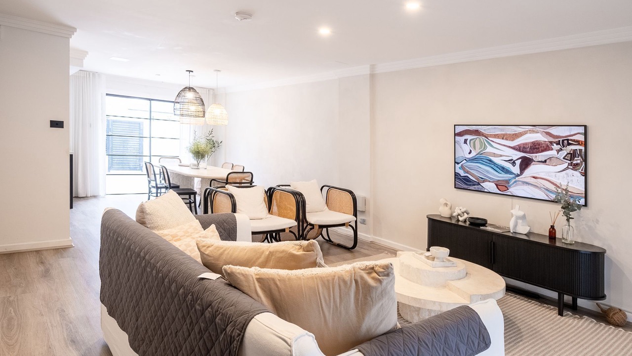 Photo of Livingroom in Alexandria