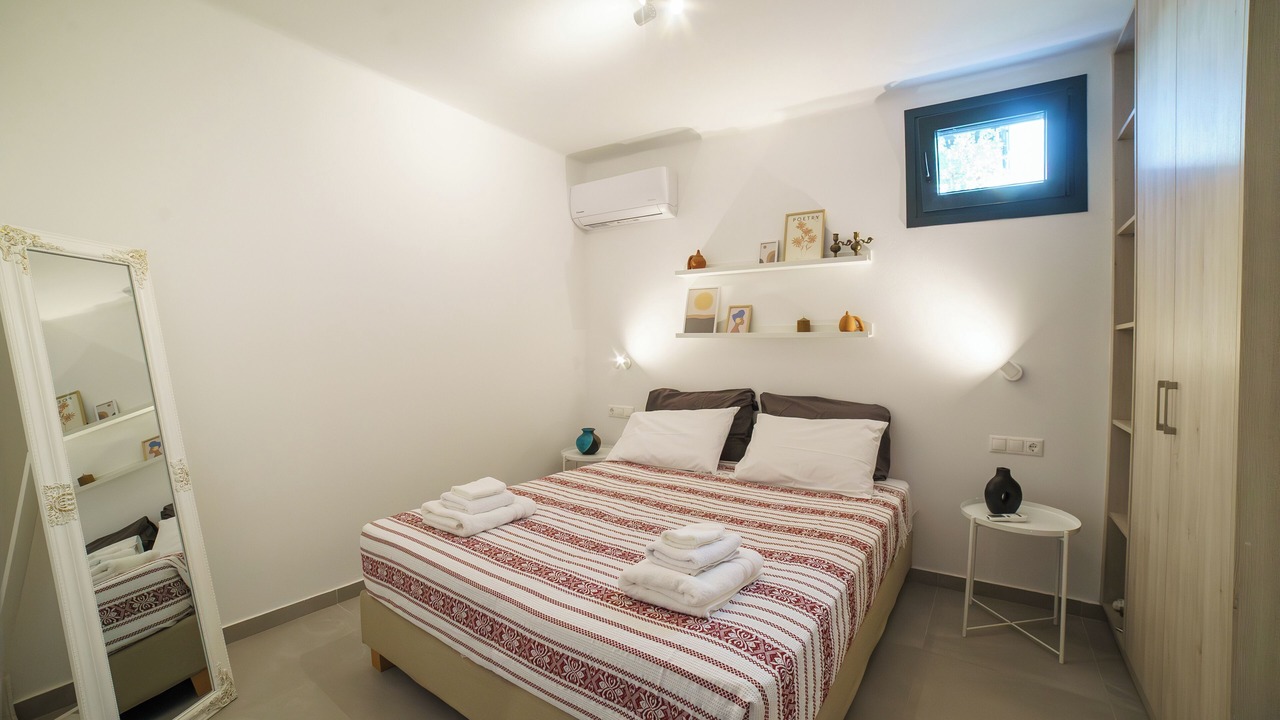 Photo of Bedroom in Plaka