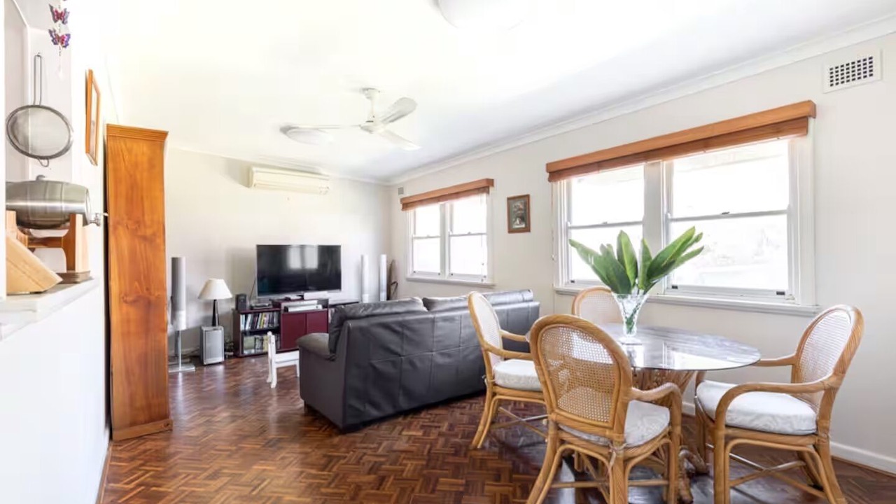 Photo of Livingroom in Roselands