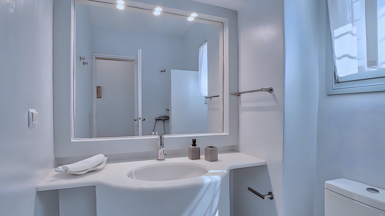 Photo of Bathroom in Antiparos