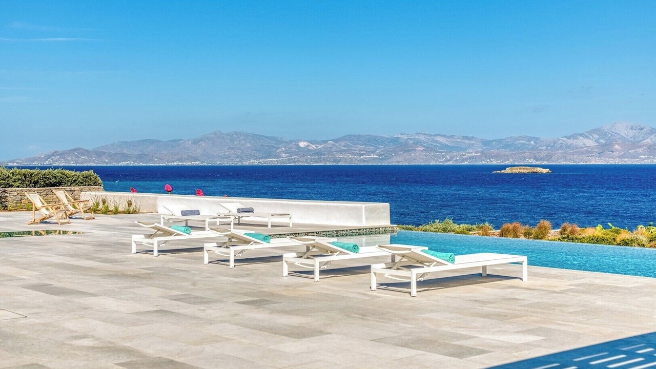 Photo of Outdoor in Chrissi Akti