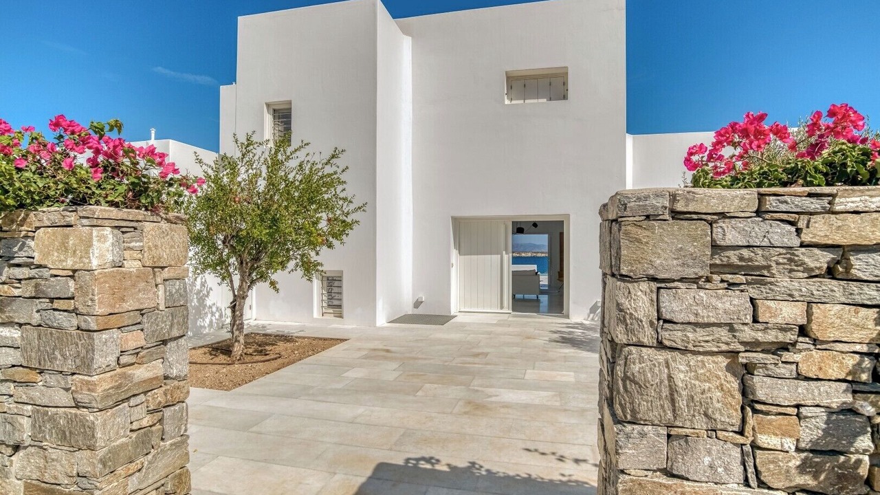 Photo of Outdoor in Chrissi Akti