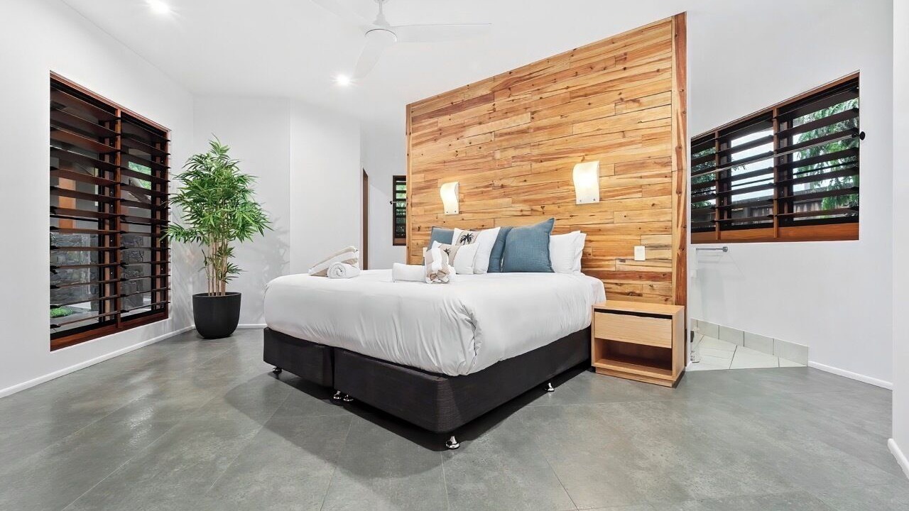 Photo of Bedroom in Clifton Beach