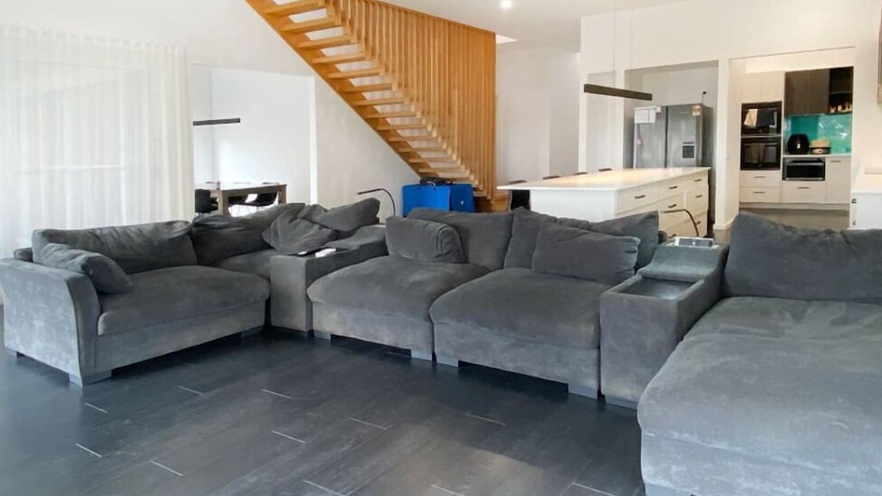 Photo of Livingroom in Rhyll
