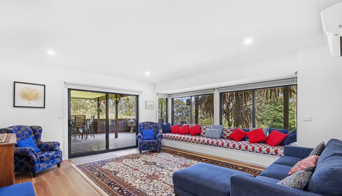 Photo of Livingroom in Rhyll