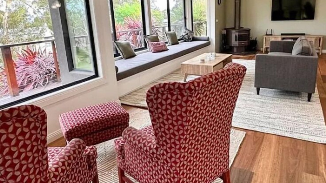Photo of Livingroom in Rhyll
