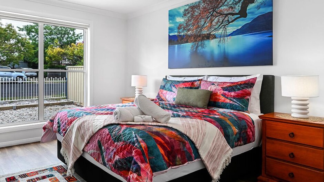Photo of Bedroom in Orange East