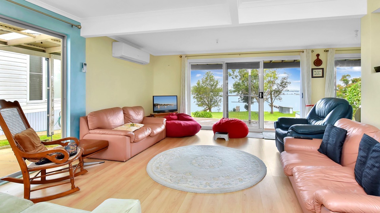 Photo of Livingroom in Lake Macquarie City Council