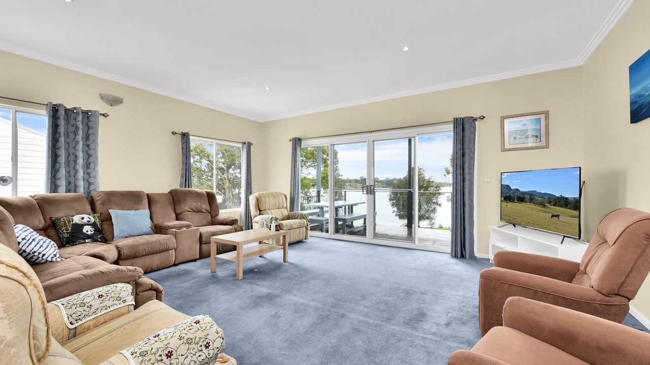 Photo of Livingroom in Lake Macquarie City Council
