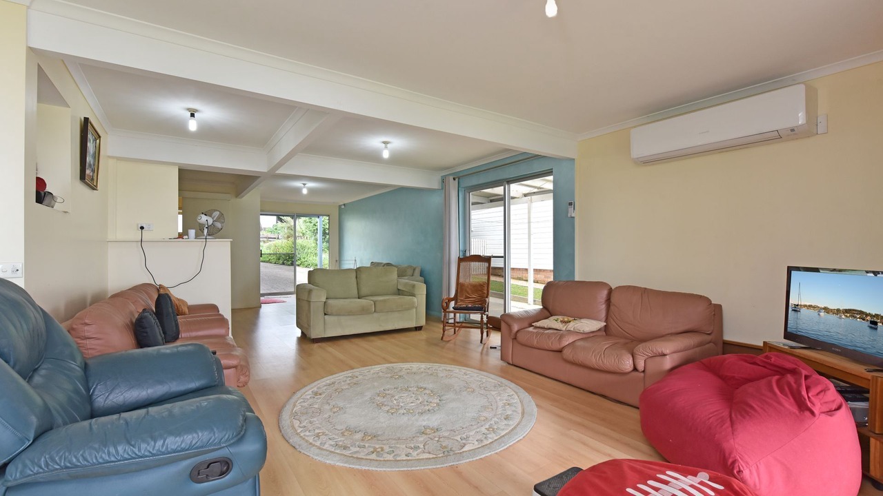Photo of Livingroom in Lake Macquarie City Council