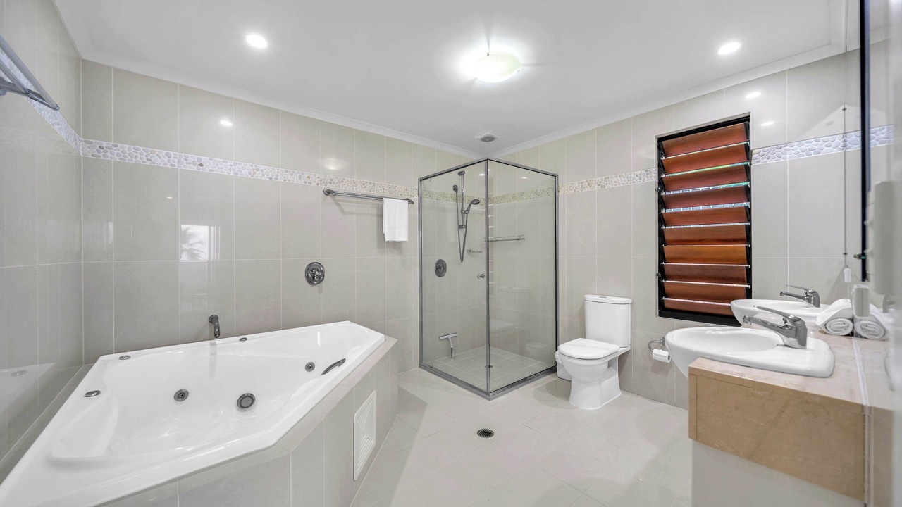 Photo of Bathroom in Cannonvale