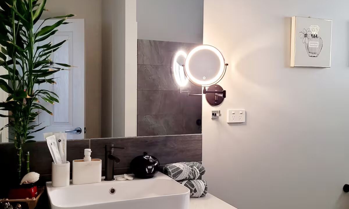Photo of Bathroom in Djugun