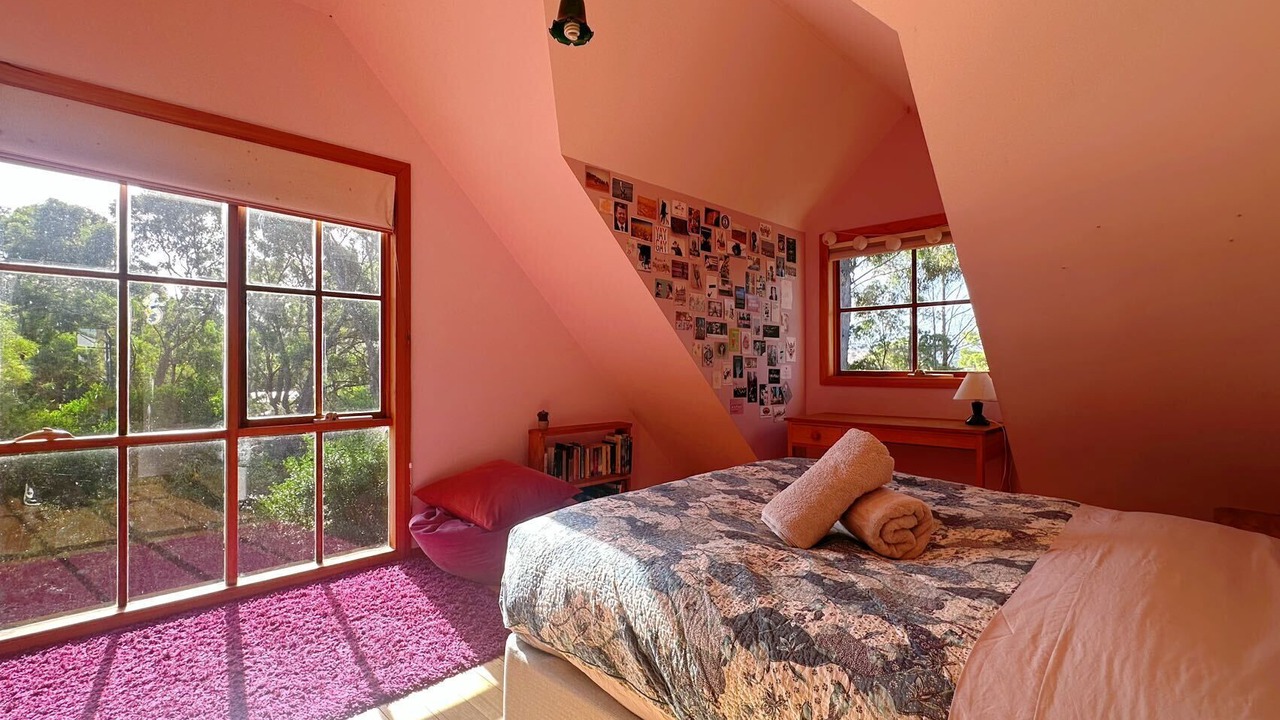 Photo of Bedroom in Lower Snug