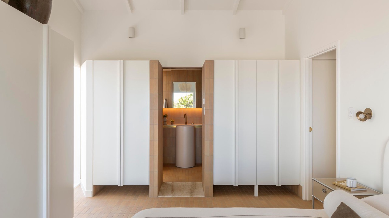 Photo of Bedroom in Sunrise Beach