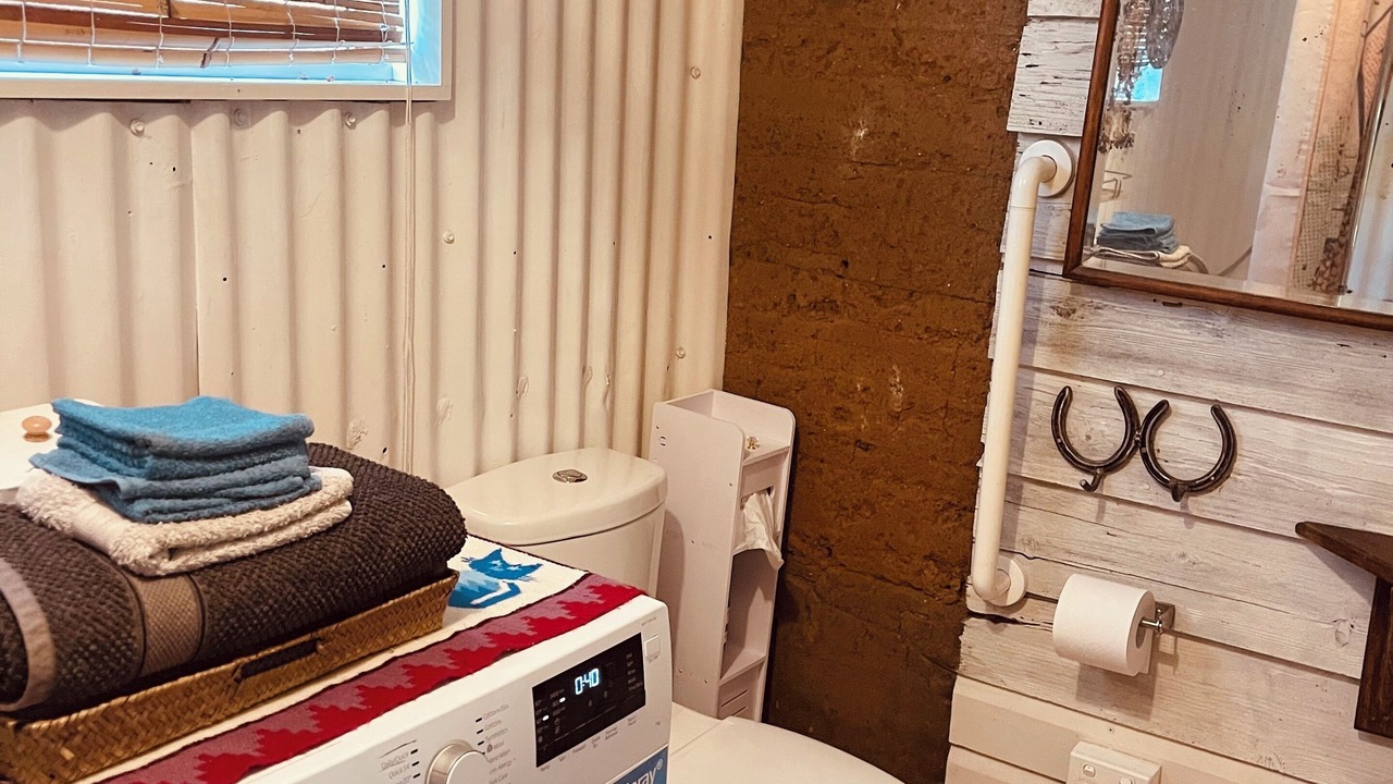 Photo of Bathroom in Coonabarabran