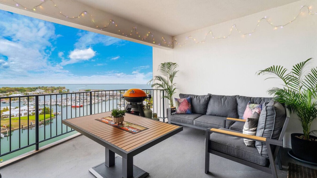 Photo of Patio Balcony in Cullen Bay