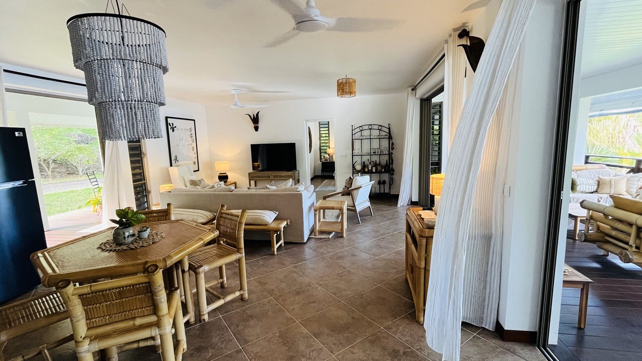 Photo of Livingroom in Huahine