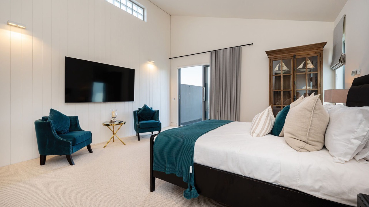 Photo of Bedroom in Safety Beach