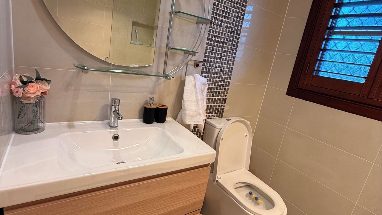 Photo of Bathroom in Cranebrook