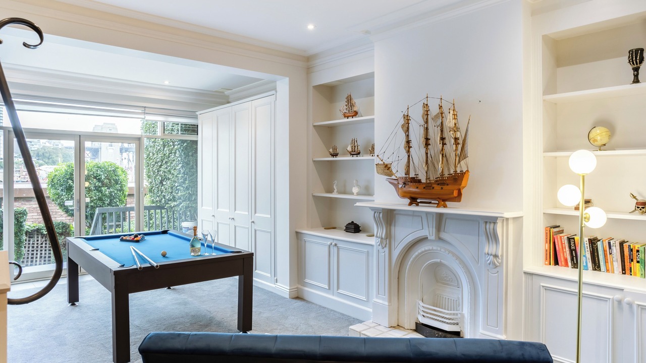 Photo of Bedroom in McMahons Point