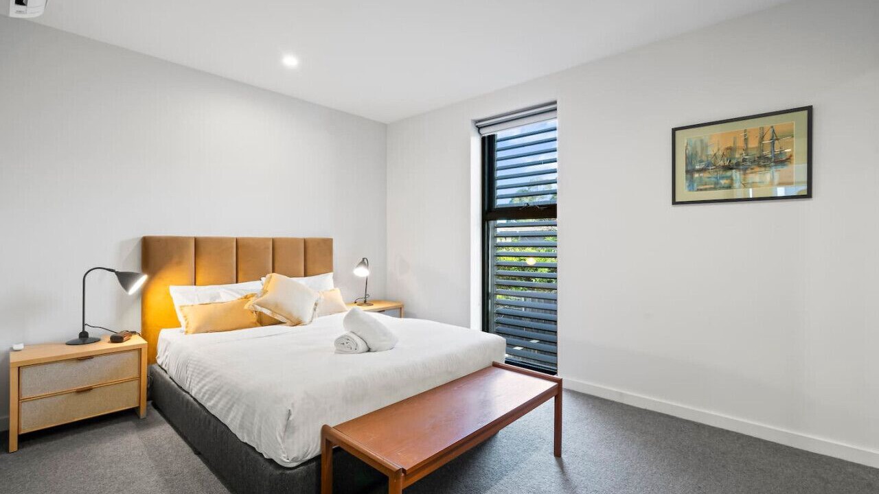 Photo of Bedroom in Caulfield North