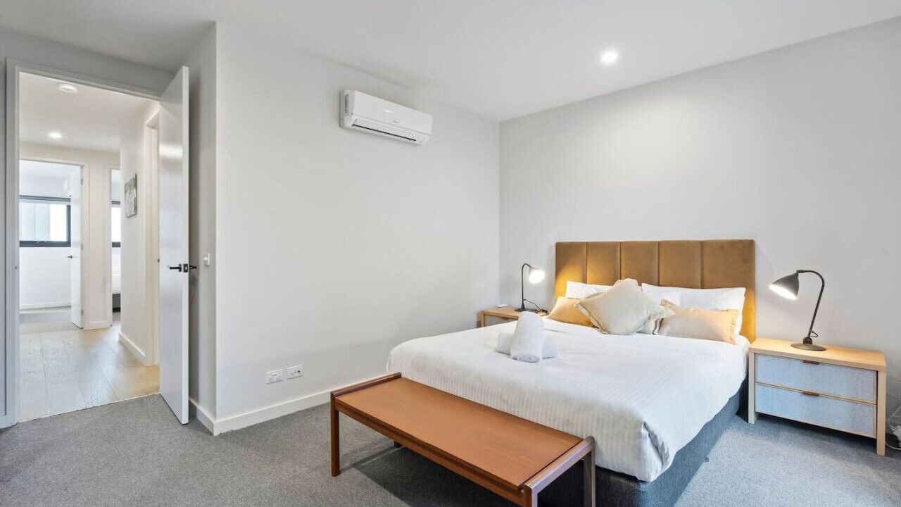 Photo of Bedroom in Caulfield North